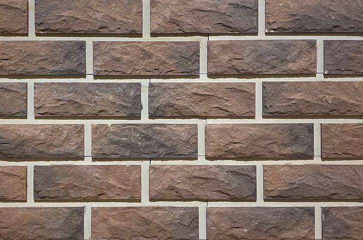 Сколотый кирпич 27