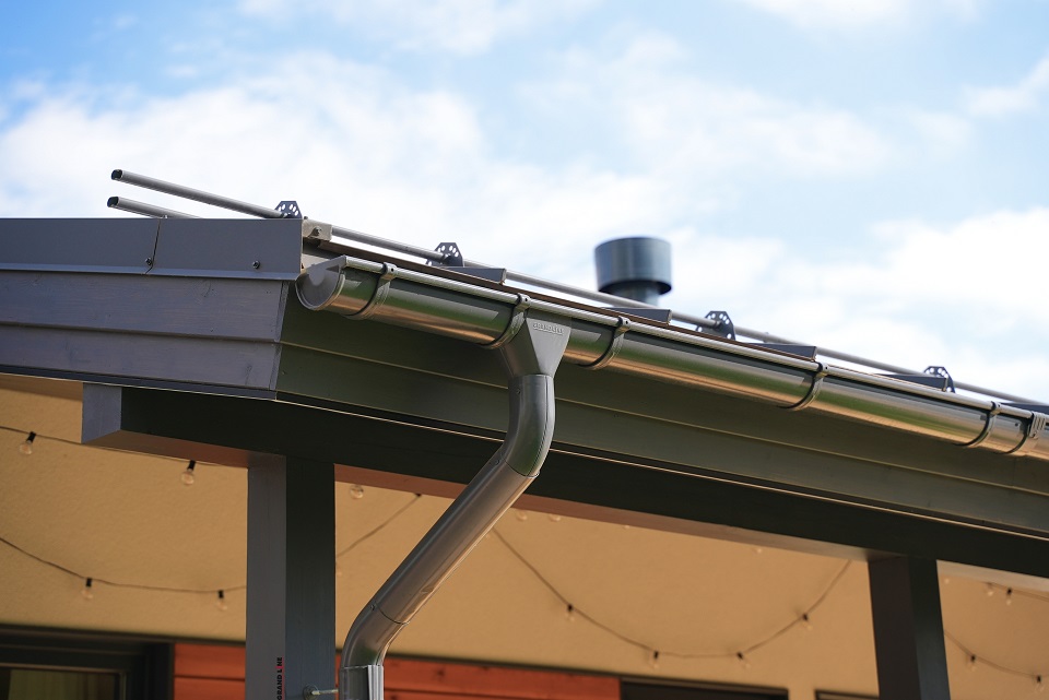 Grand Line: Заглушка желоба 150/100 Rooftop dRain